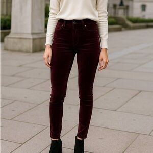 7 For All Mankind Ankle Gwenevere Purple Velvet Skinny jeans size 27